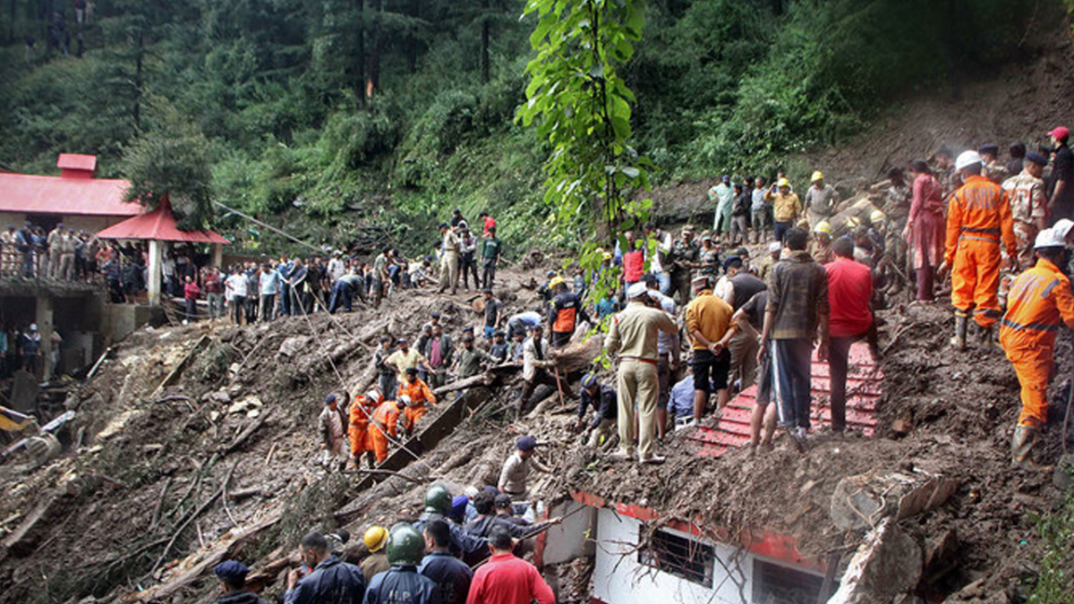 150 लोगों की मौत